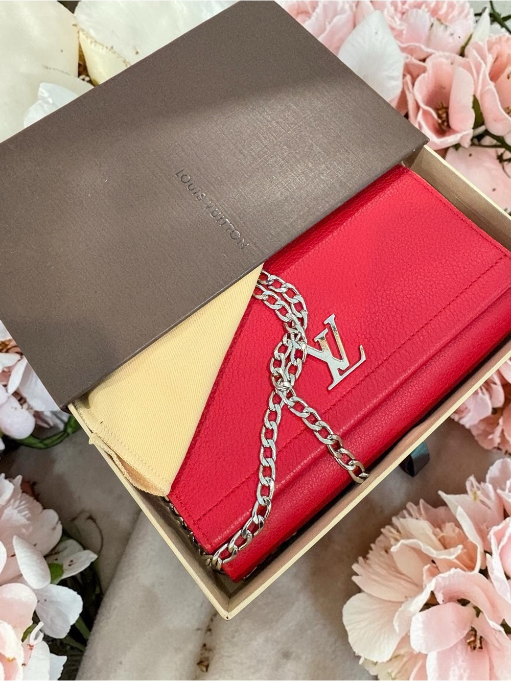 Louis Vuitton Portefeuille Lockme Long Wallet Red Leather Includes Chain/Insert